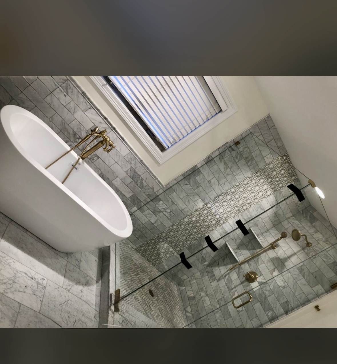 Freestanding Tub Suite