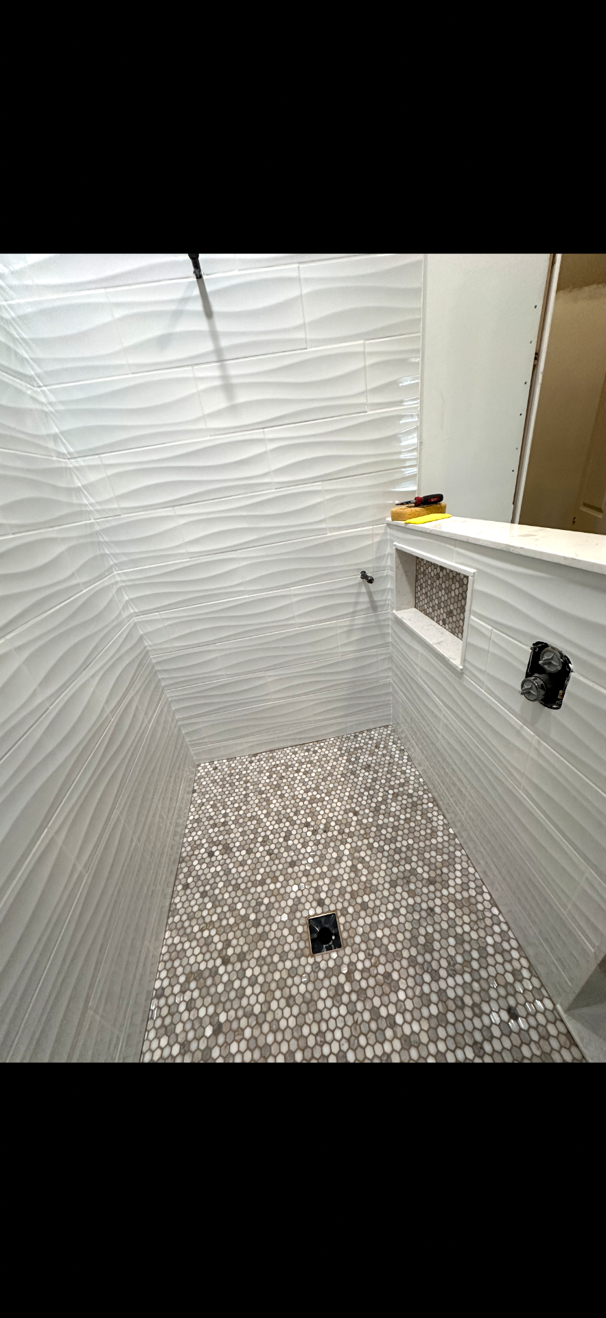 White Wave Walk-In